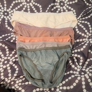 5 bikini panties S
